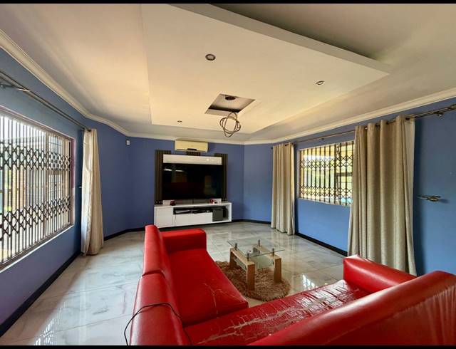 3 BEDROOM FREESTANDING FOR SALE IN MEER EN SEE